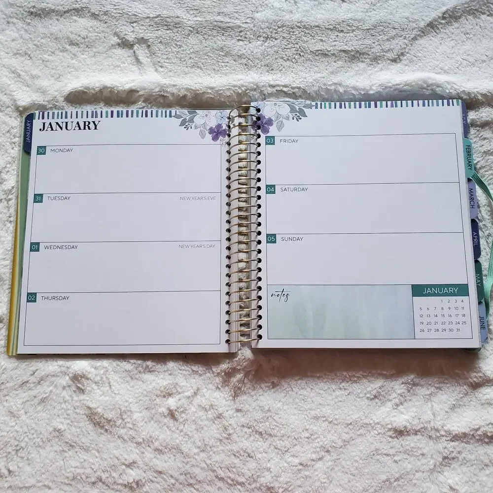 The Creative Expert 12 Month Dated Planner Read Description